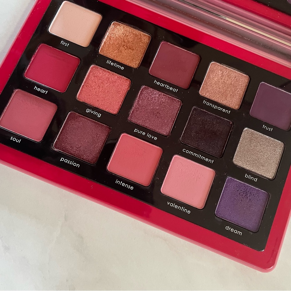 Natasha denona love palette